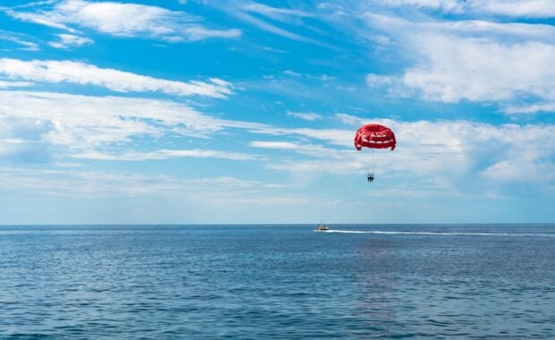 Parasailing Myrtle Beach: Excursions & Things to Know