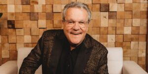 Mark Lowry